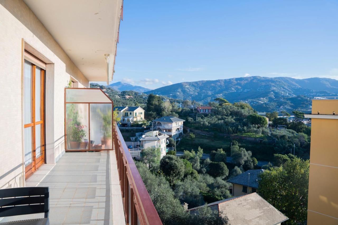Casa Panorama: Seaview Retreat near Chiavari Center with Free Parking Apartment Exterior photo