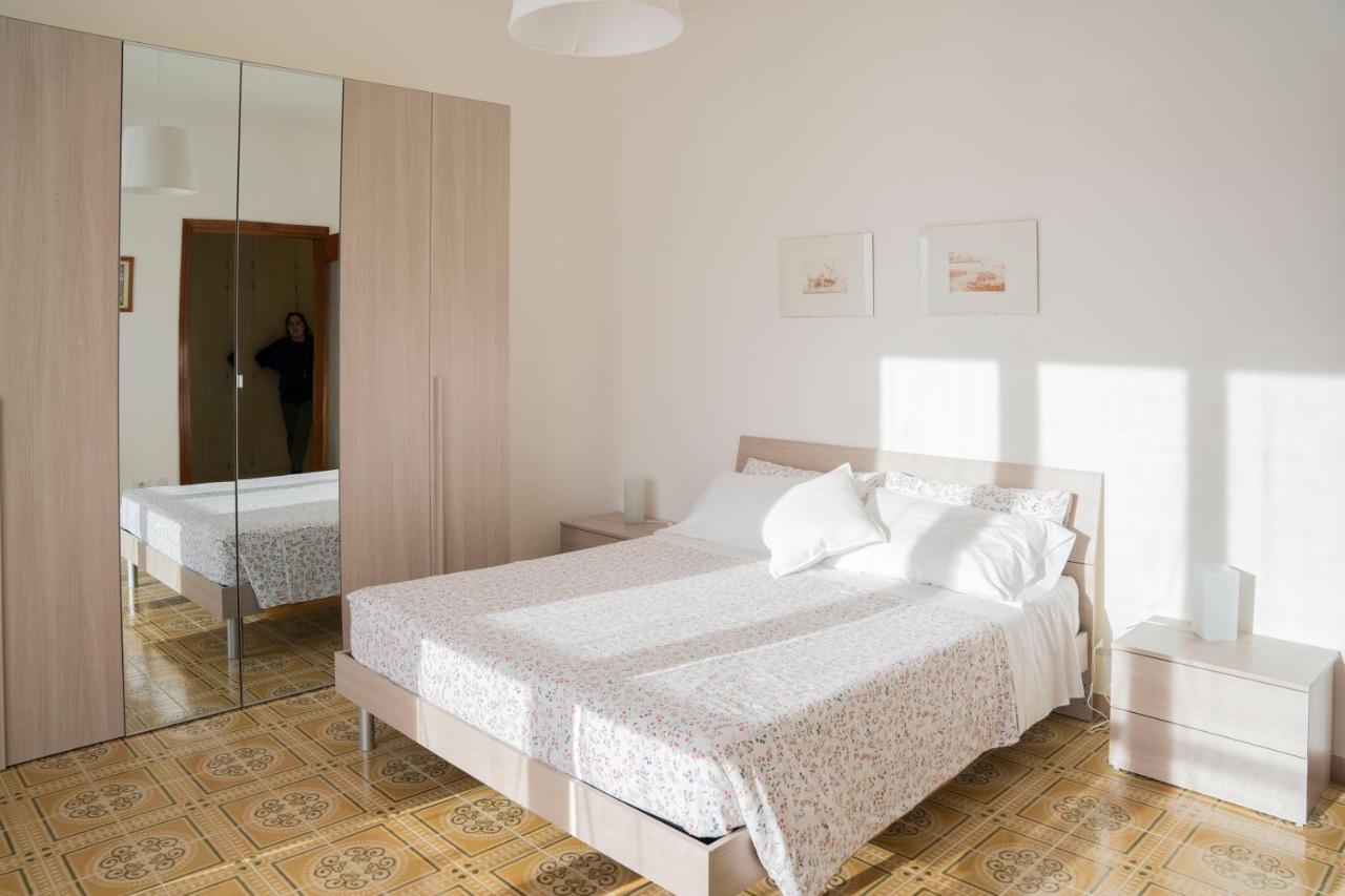 Casa Panorama: Seaview Retreat near Chiavari Center with Free Parking Apartment Exterior photo
